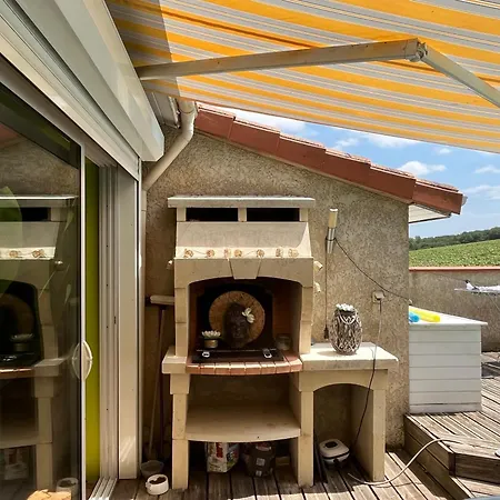 Ferienhaus La Piscine Lacaugne